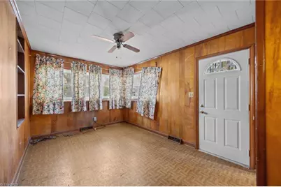 410 S Hamilton Street, Eden, NC 27288 - Photo 8