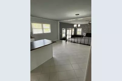 300 Venus Drive, Greensboro, NC 27406 - Photo 2