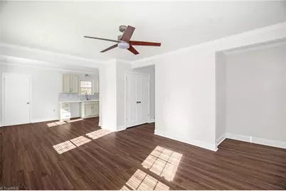 1002 Cliff Road, Asheboro, NC 27205 - Photo 4