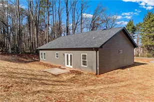 2328 Summerlin St, Winston-Salem, NC 27103 - Photo 30