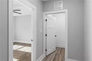 2328 Summerlin St, Winston-Salem, NC 27103 - Photo 12