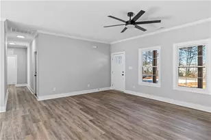 2328 Summerlin St, Winston-Salem, NC 27103 - Photo 6