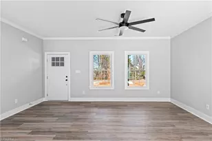 2328 Summerlin St, Winston-Salem, NC 27103 - Photo 6