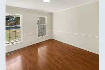 2821 Edgewood Avenue, Burlington, NC 27215 - Photo 8