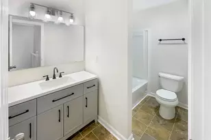 2821 Edgewood Ave, Burlington, NC 27215 - Photo 6