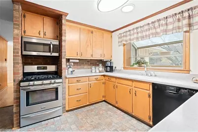 3105 Maple Avenue, Burlington, NC 27215 - Photo 12