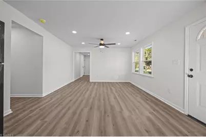 104 Howard Street, Thomasville, NC 27360 - Photo 4