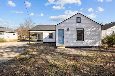104 Howard Street, Thomasville, NC 27360 - Photo 2
