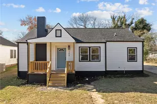 104 Howard St, Thomasville, NC 27360 - Photo 1