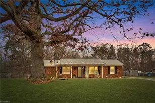 112 Elaine St, Trinity, NC 27370 - Photo 2