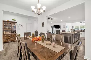 127 Centerpiece Dr, High Point, NC 27265 - Photo 8