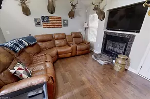 73 Harris Farm Ct, Thomasville, NC 27360 - Photo 8