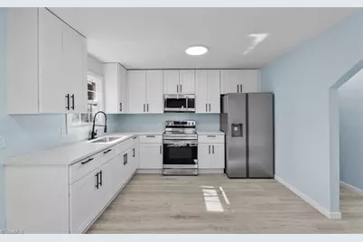 1707 N Chatham Avenue, Siler City, NC 27344 - Photo 14