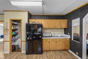 3829 Gayle Dr, Haw River, NC 27258 - Photo 16