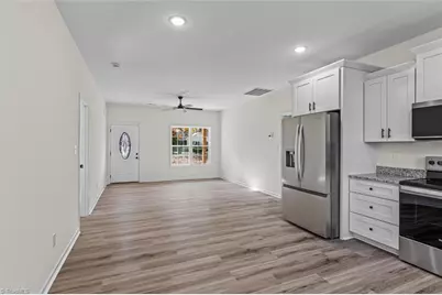 402 N Ward Avenue, High Point, NC 27262 - Photo 2