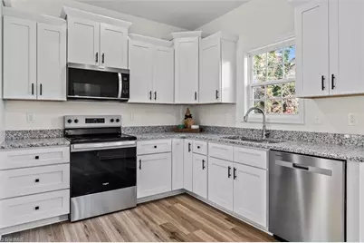 402 N Ward Avenue, High Point, NC 27262 - Photo 4