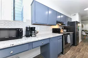 1510 Benjamin Pkwy, Greensboro, NC 27408 - Photo 8