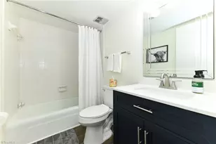 1510 Benjamin Pkwy, Greensboro, NC 27408 - Photo 20