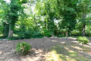 1510 Benjamin Pkwy, Greensboro, NC 27408 - Photo 24