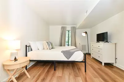 1510 Benjamin Parkway #B, Greensboro, NC 27408 - Photo 14