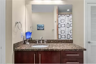 201 N Elm Street #1207, Greensboro, NC 27401 - Photo 26