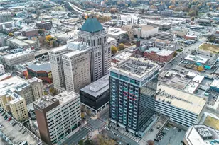 201 N Elm St, Greensboro, NC 27401 - Photo 34