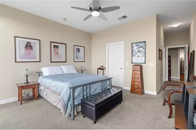 201 N Elm Street #1207, Greensboro, NC 27401 - Photo 22