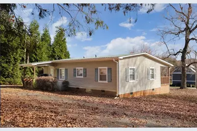 531 Lake Shore Avenue, Lexington, NC 27292 - Photo 4