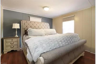 531 Lake Shore Avenue, Lexington, NC 27292 - Photo 18