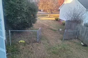 596 Colleen Dr, Thomasville, NC 27360 - Photo 12