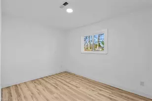 312 Spicewood Dr, Greensboro, NC 27405 - Photo 26