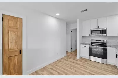 312 Spicewood Drive, Greensboro, NC 27405 - Photo 6