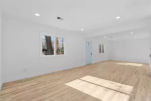 312 Spicewood Dr, Greensboro, NC 27405 - Photo 16