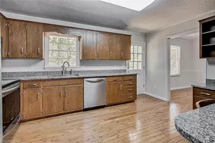 2048 Heritage Ct, Asheboro, NC 27203 - Photo 8