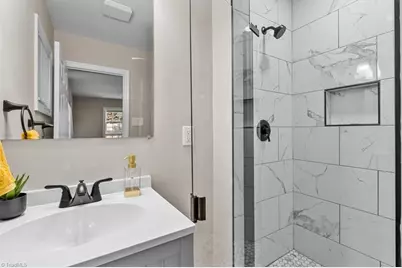 3555 Cherry Lane, Greensboro, NC 27405 - Photo 24