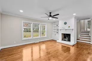 3555 Cherry Ln, Greensboro, NC 27405 - Photo 6