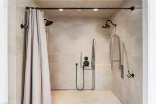 2915 Truitt Dr, Burlington, NC 27215 - Photo 26