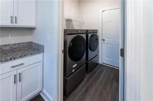 3924 Braddock Rd, High Point, NC 27265 - Photo 6