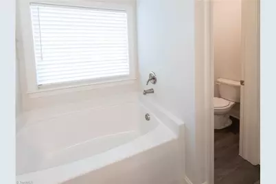 3924 Braddock Road, High Point, NC 27265 - Photo 12