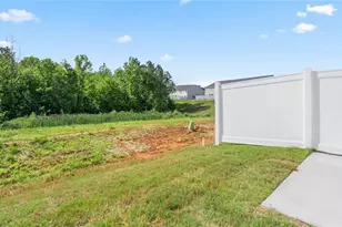 209 Moyer Dr, Graham, NC 27253 - Photo 24