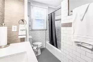 1306 Bogart St, Greensboro, NC 27405 - Photo 4