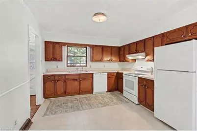 3709 Whitfield Road, Winston-Salem, NC 27105 - Photo 10