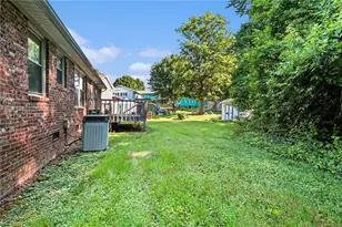 3709 Whitfield Rd, Winston-Salem, NC 27105 - Photo 28