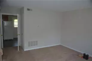 323 Old Vineyard Rd, Winston-Salem, NC 27104 - Photo 2