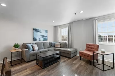 315 N Spruce Street #304, Winston-Salem, NC 27101 - Photo 4