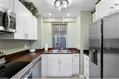 315 N Spruce Street #304, Winston-Salem, NC 27101 - Photo 8