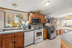 131 Loop St, Mocksville, NC 27028 - Photo 32