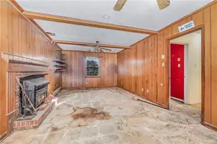 2210 Dulaire Rd, Greensboro, NC 27407 - Photo 20