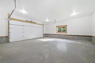 486 Hunter-Lysik Wy, Laurel Springs, NC 28644 - Photo 4