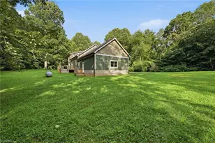 486 Hunter-Lysik Wy, Laurel Springs, NC 28644 - Photo 28